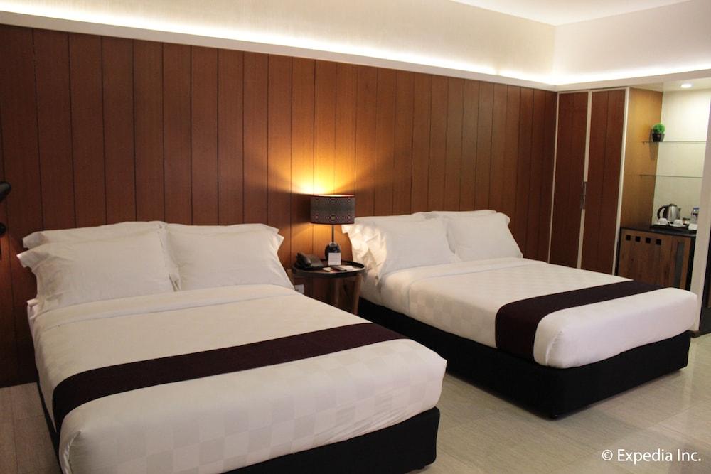 One Vittoria Hotel Виган Экстерьер фото