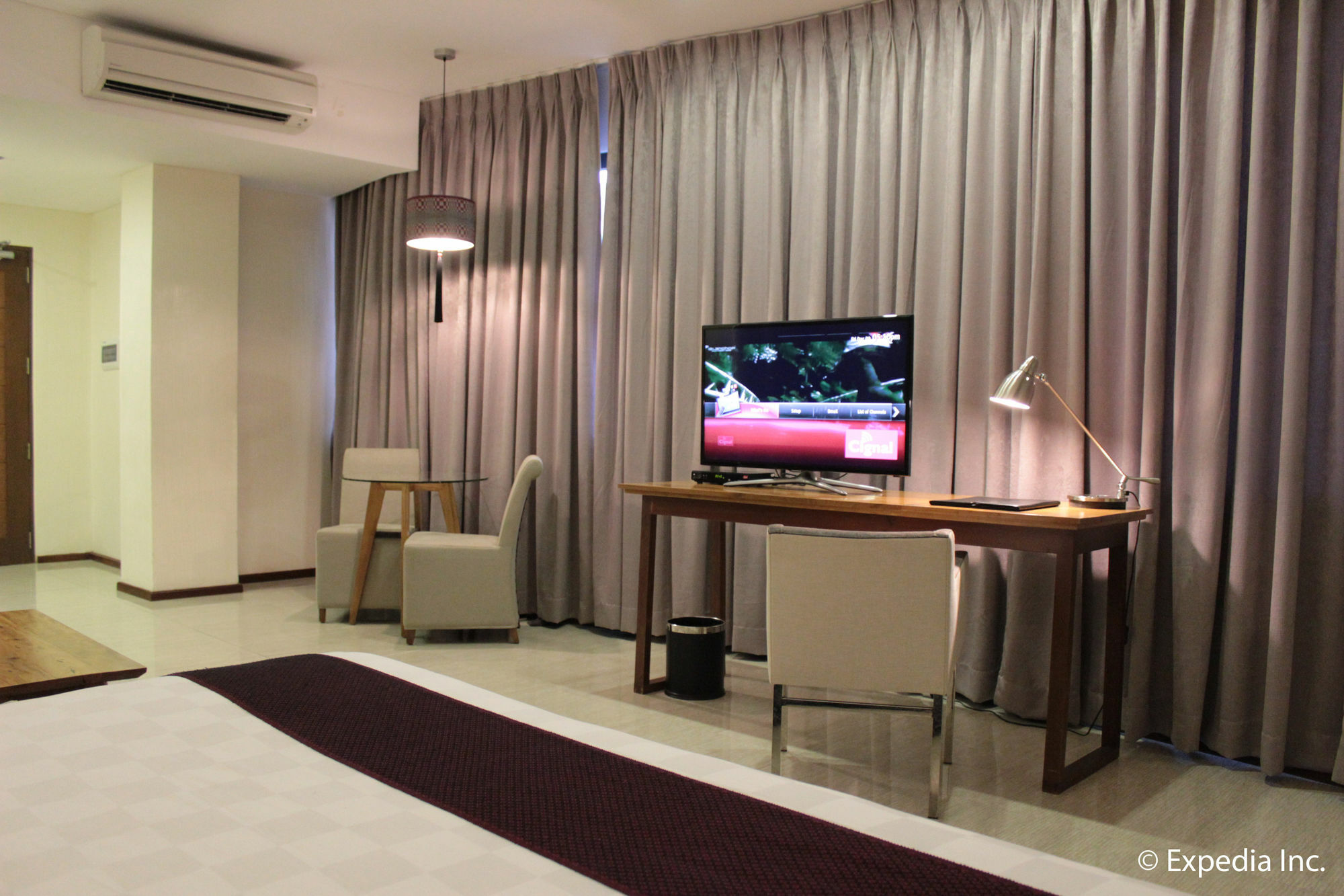 One Vittoria Hotel Виган Экстерьер фото